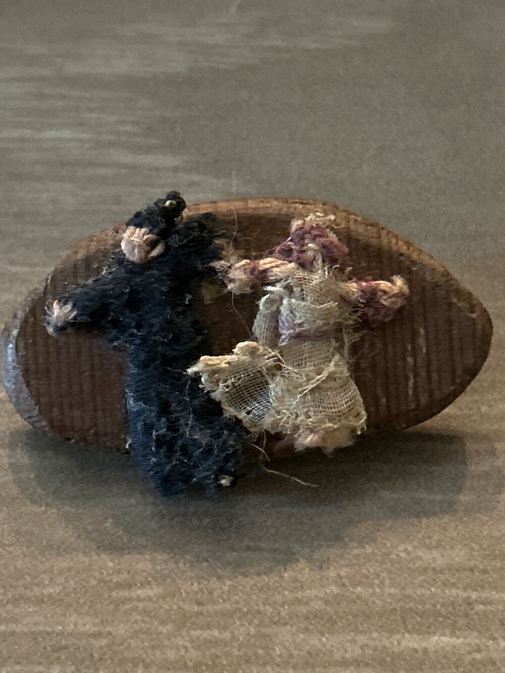 vintage Miniature Folk Art Wooden Brooch - Danncing or wedded couple